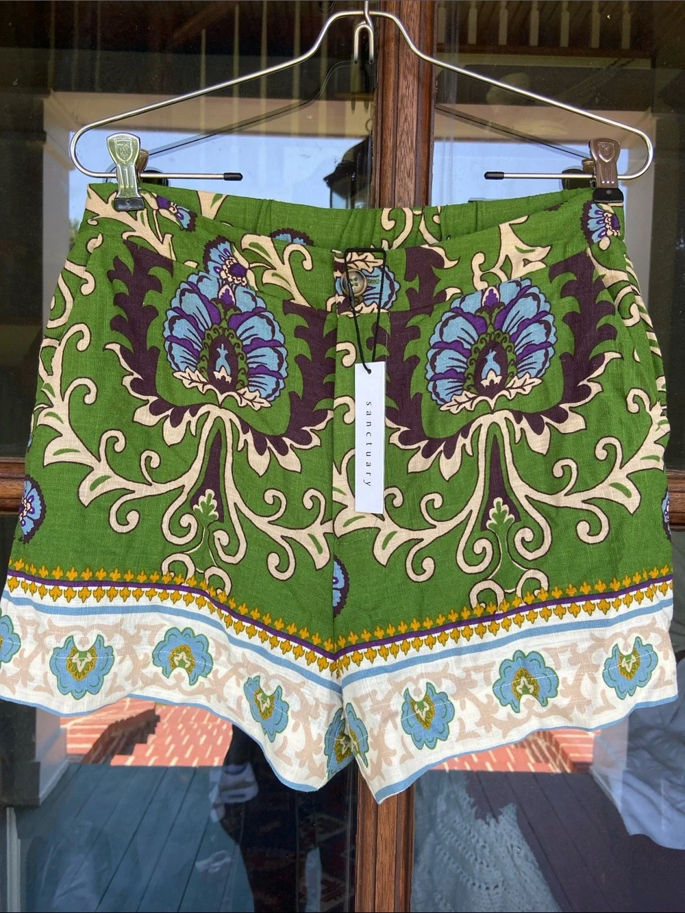 Sanctuary Spring Breaker Short. NWT. Size M
